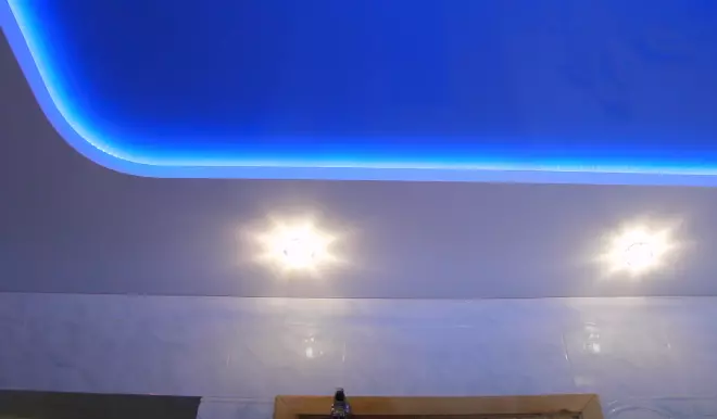 Нижневартовск, Омская, 38, фото 1