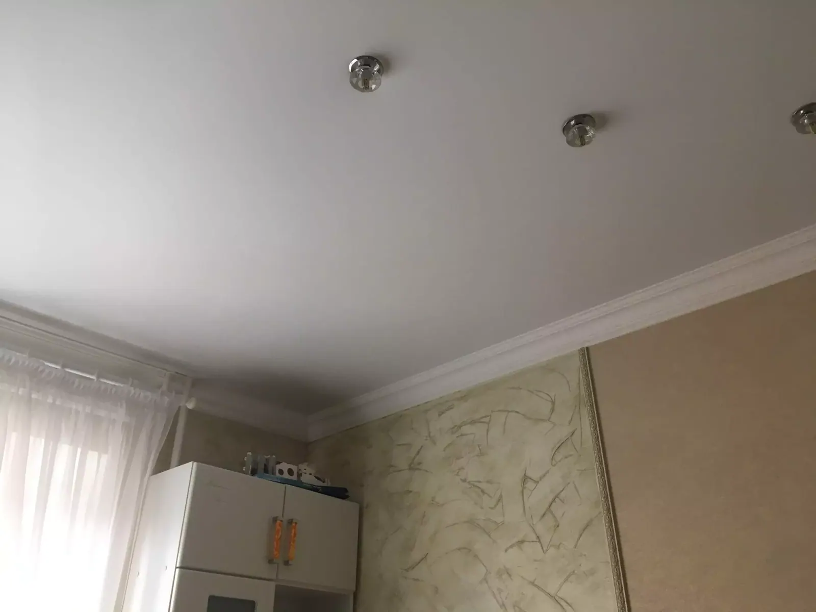 Матовый натяжной потолок в квартиру — Череповец, Советский проспект, 69а, фото 3